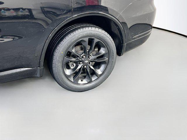 Photo of 2022 DB Black Clearcoat Dodge Durango