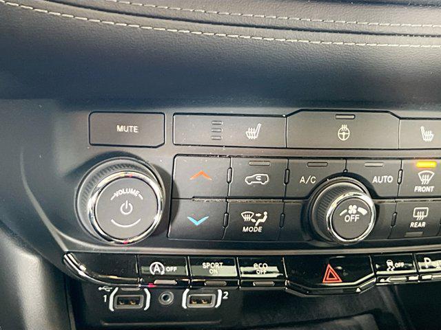 Photo of 2022 DB Black Clearcoat Dodge Durango