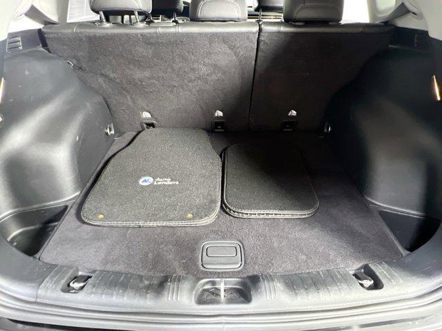 Photo of 2022 Diamond Black Crystal Pearlcoat Jeep Compass