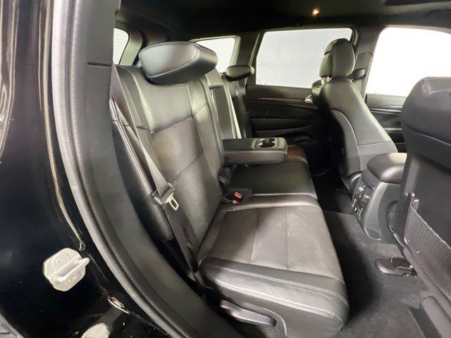 Photo of 2022 Diamond Black Crystal Pearlcoat Jeep Grand Cherokee