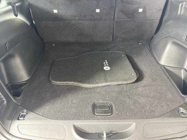 Photo of 2022 Diamond Black Crystal Pearlcoat Jeep Grand Cherokee