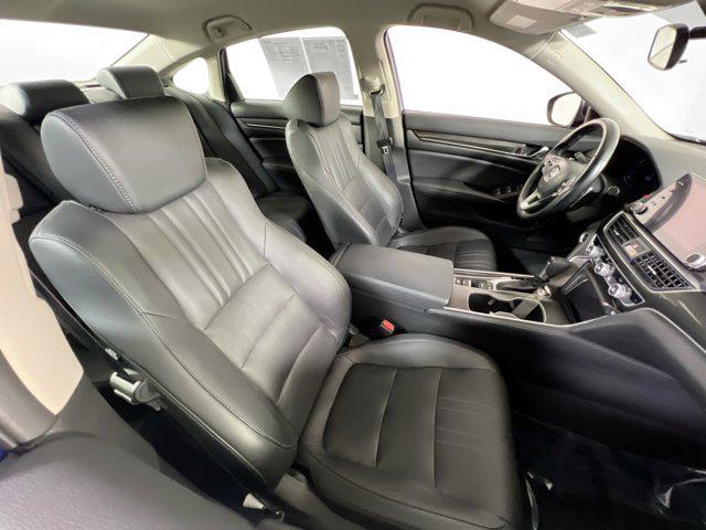 Photo of 2022 Still Night Pearl Honda Accord