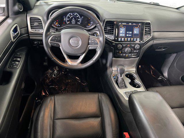 Photo of 2022 Bright White Clearcoat Jeep Grand Cherokee