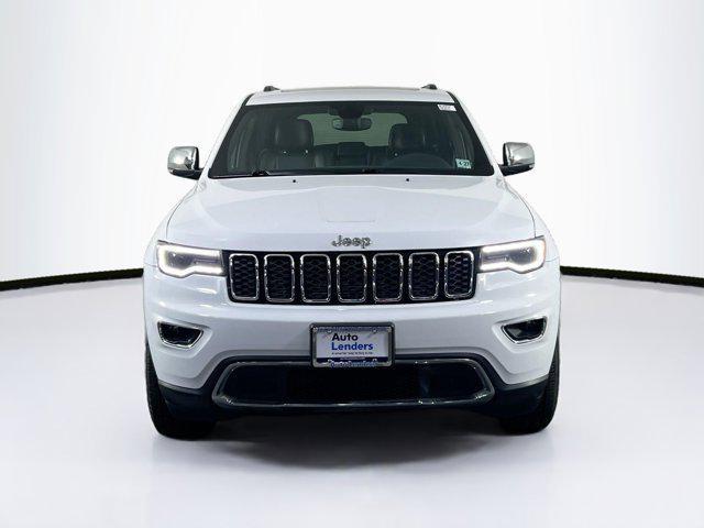 Photo of 2022 Bright White Clearcoat Jeep Grand Cherokee
