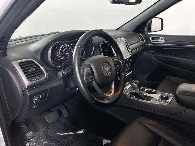 Photo of 2022 Bright White Clearcoat Jeep Grand Cherokee