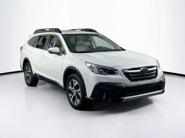 Photo of 2022 Crystal White Pearl Subaru Outback