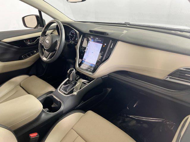 Photo of 2022 Crystal White Pearl Subaru Outback