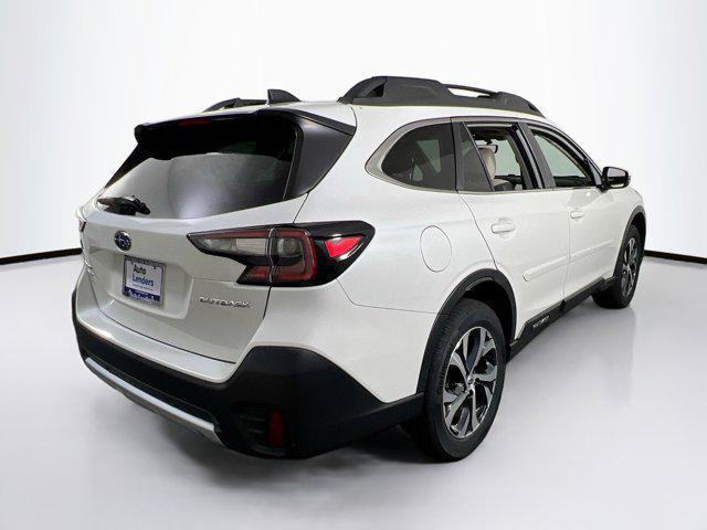Photo of 2022 Crystal White Pearl Subaru Outback
