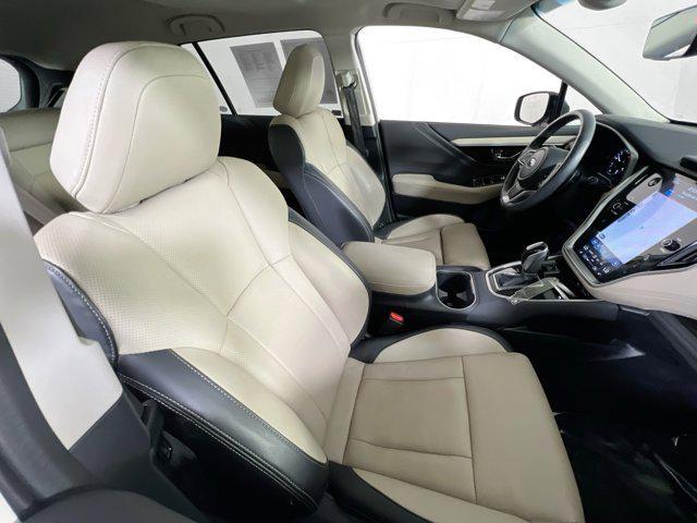 Photo of 2022 Crystal White Pearl Subaru Outback