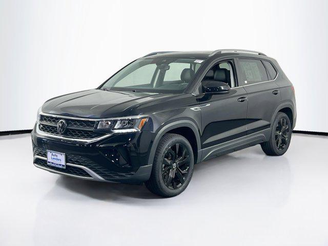 Photo of 2022 Deep Black Pearl Volkswagen Taos