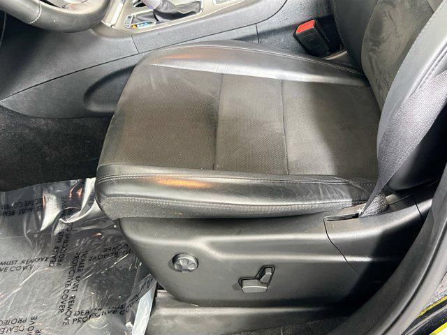 Photo of 2022 Diamond Black Crystal Pearlcoat Jeep Grand Cherokee