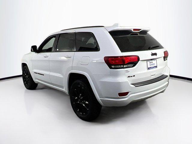 Photo of 2022 Bright White Clearcoat Jeep Grand Cherokee