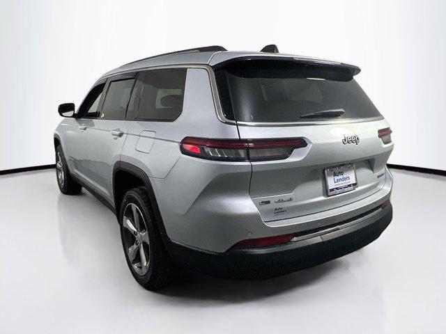 Photo of 2021 Silver Zynith Jeep Grand Cherokee L