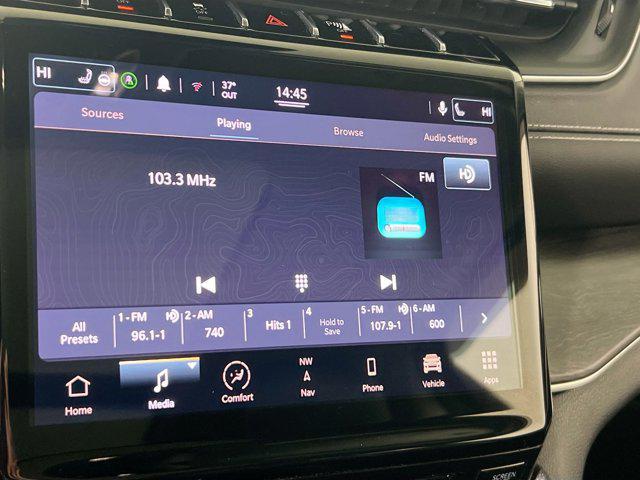 Photo of 2021 Silver Zynith Jeep Grand Cherokee L