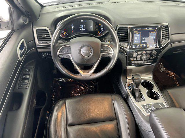 Photo of 2022 Bright White Clearcoat Jeep Grand Cherokee