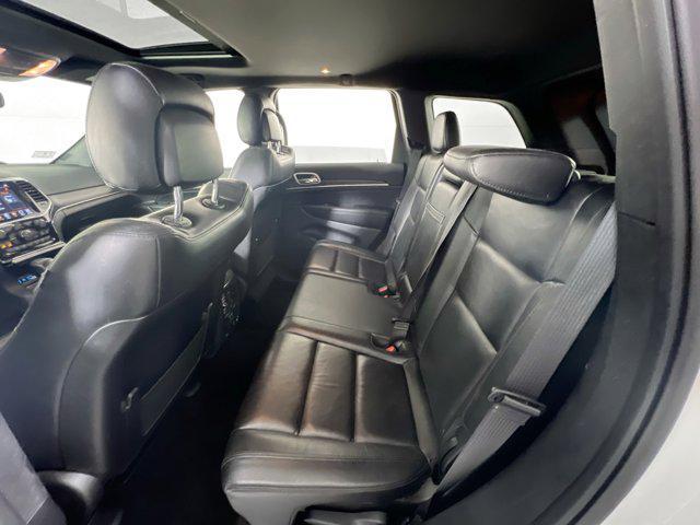 Photo of 2022 Bright White Clearcoat Jeep Grand Cherokee
