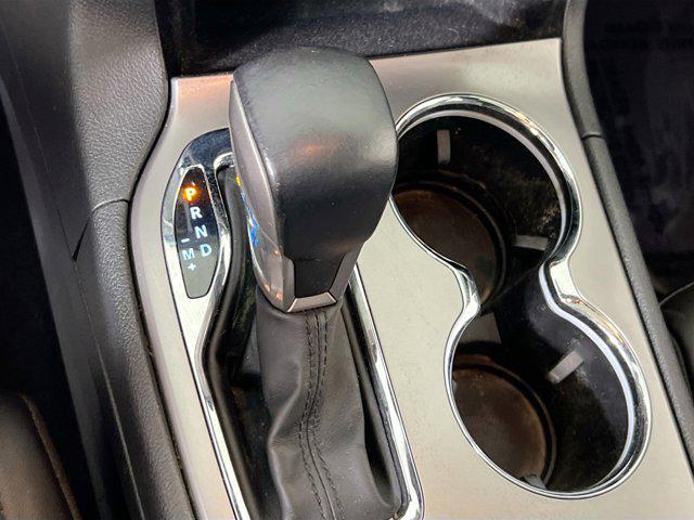 Photo of 2022 Bright White Clearcoat Jeep Grand Cherokee