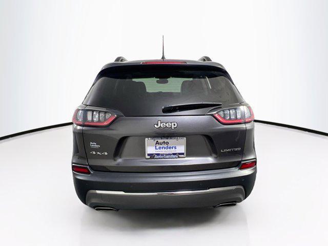 Photo of 2022 Granite Crystal Metallic Clearcoat Jeep Cherokee