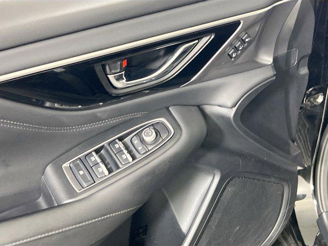 Photo of 2022 Crystal Black Silica Subaru Outback