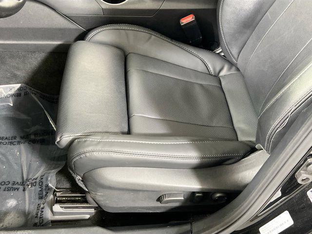 Photo of 2022 Crystal Black Silica Subaru Outback