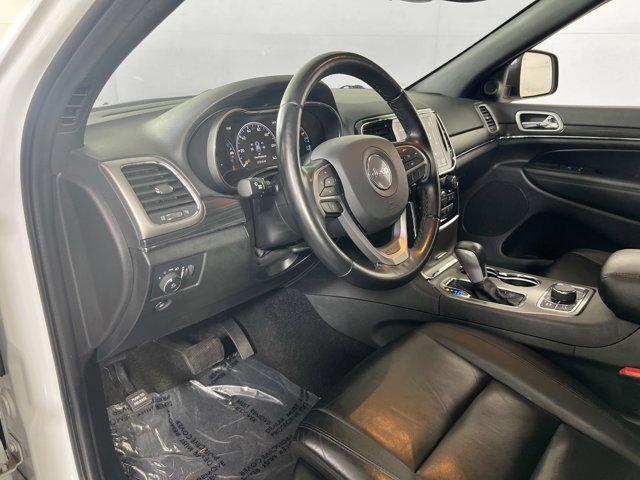 Photo of 2022 Bright White Clearcoat Jeep Grand Cherokee