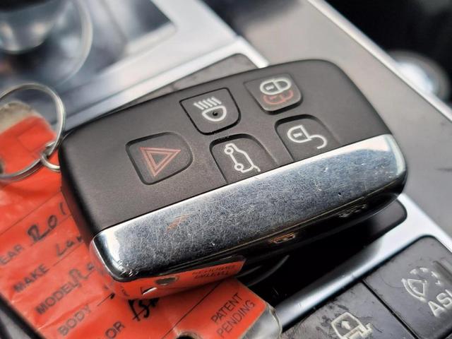 Photo of 2014 Gray Land Rover Range Rover Sport