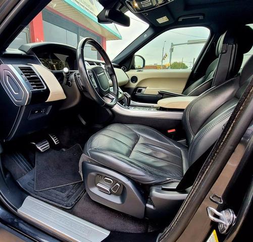 Photo of 2014 Gray Land Rover Range Rover Sport