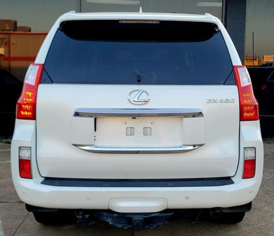 Photo of 2013 White Lexus GX 460