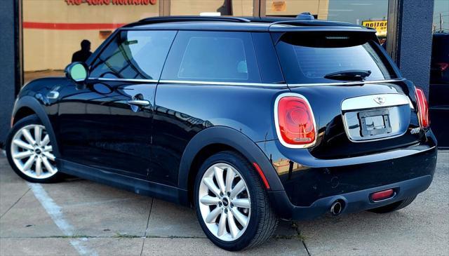 Photo of 2015 Midnight Black Metallic MINI Hardtop