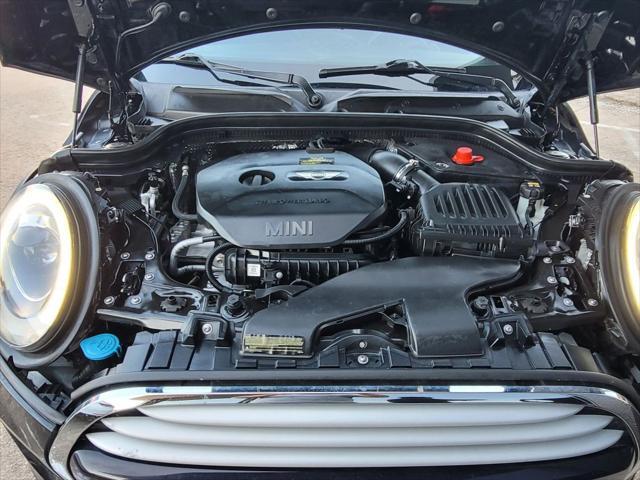 Photo of 2015 Midnight Black Metallic MINI Hardtop