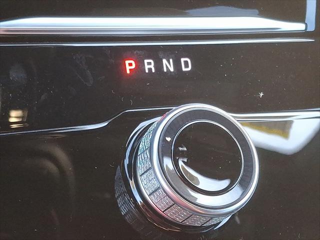 Photo of 2025 Bright White Clearcoat Jeep Grand Cherokee