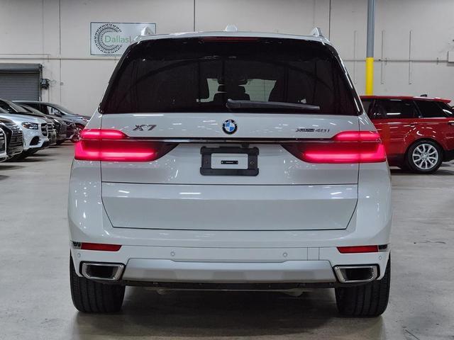 Photo of 2024 White BMW X7
