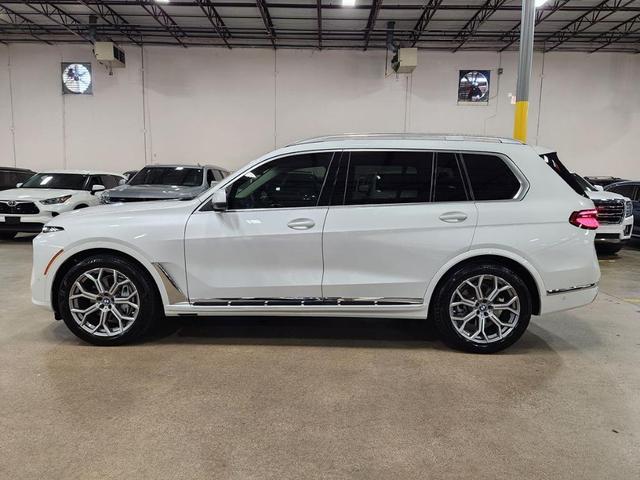Photo of 2024 White BMW X7