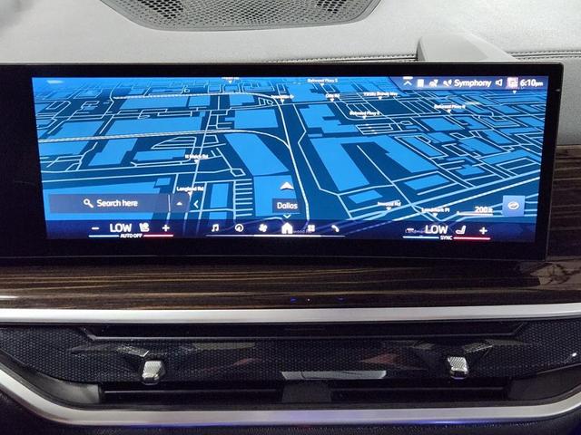 Photo of 2024 White BMW X7