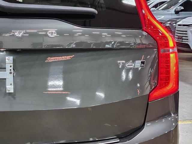 Photo of 2020 Gray Volvo XC90