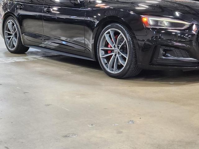 Photo of 2018 Mythos Black Metallic Audi S5