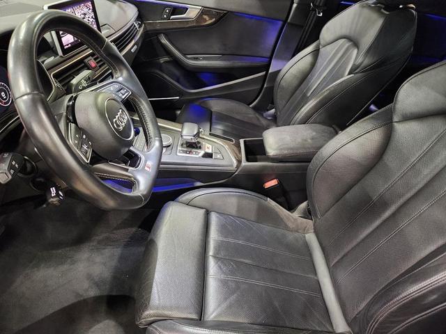 Photo of 2018 Mythos Black Metallic Audi S5