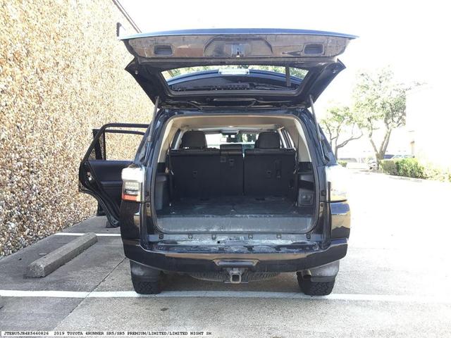 Photo of 2019 Black Toyota 4Runner