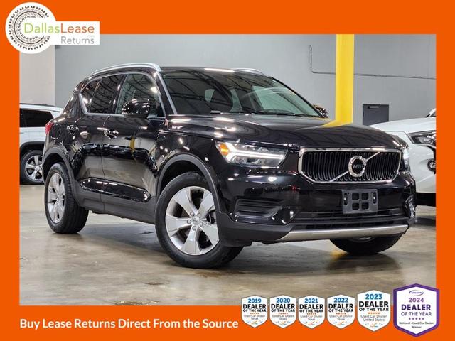 2022 Volvo XC40