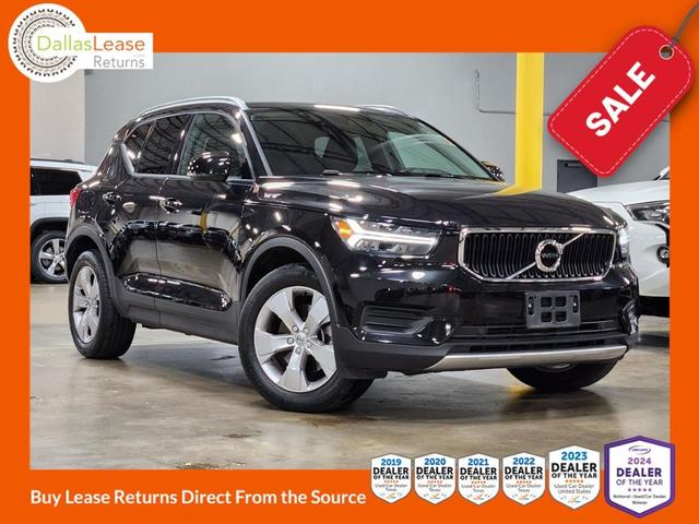 2022 Volvo XC40