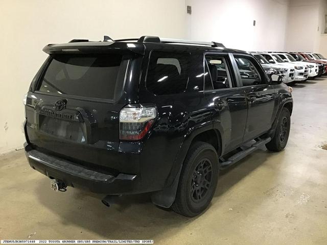 Photo of 2022 Midnight Black Metallic Toyota 4Runner