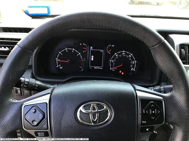 Photo of 2022 Midnight Black Metallic Toyota 4Runner