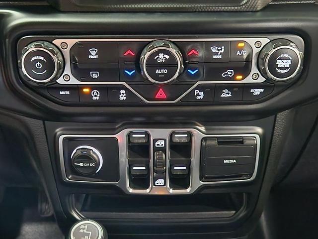 Photo of 2021 Gray Jeep Gladiator
