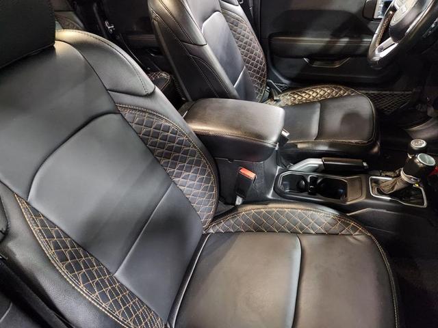 Photo of 2021 Gray Jeep Gladiator