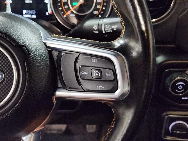 Photo of 2021 Gray Jeep Gladiator