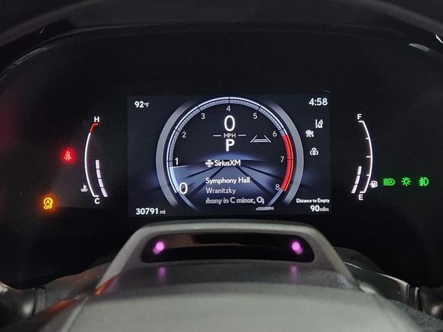 Photo of 2023 Eminent White Pearl Lexus RX 350