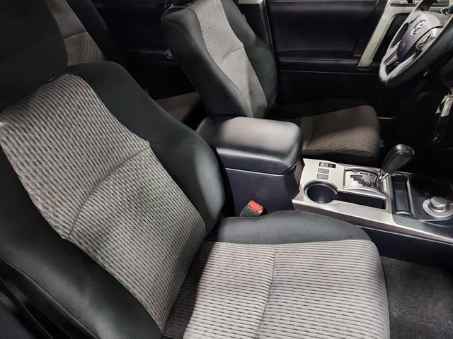 Photo of 2019 Gray Toyota 4Runner