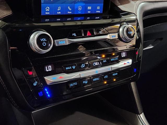 Photo of 2021 Carbonized Gray Metallic Ford Explorer