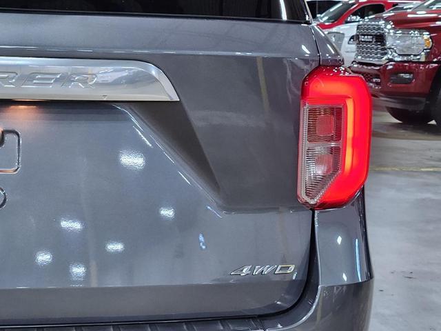 Photo of 2021 Carbonized Gray Metallic Ford Explorer