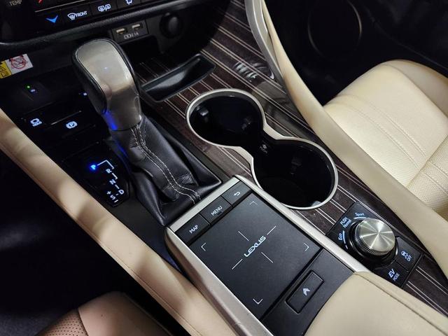 Photo of 2022 Black Lexus RX 450h